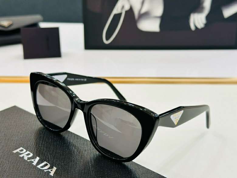 Picture of Prada Sunglasses _SKUfw57312309fw